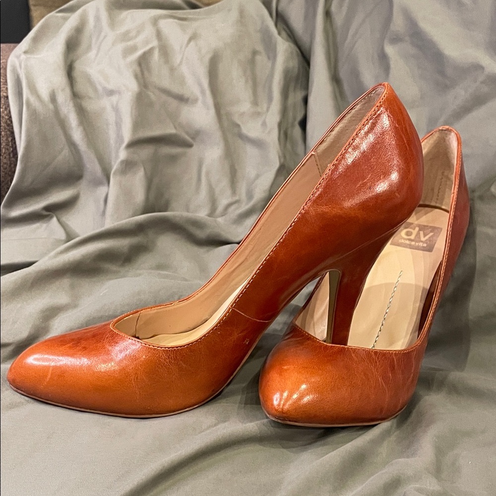 DV by Dolce Vita Women's Rust Heels